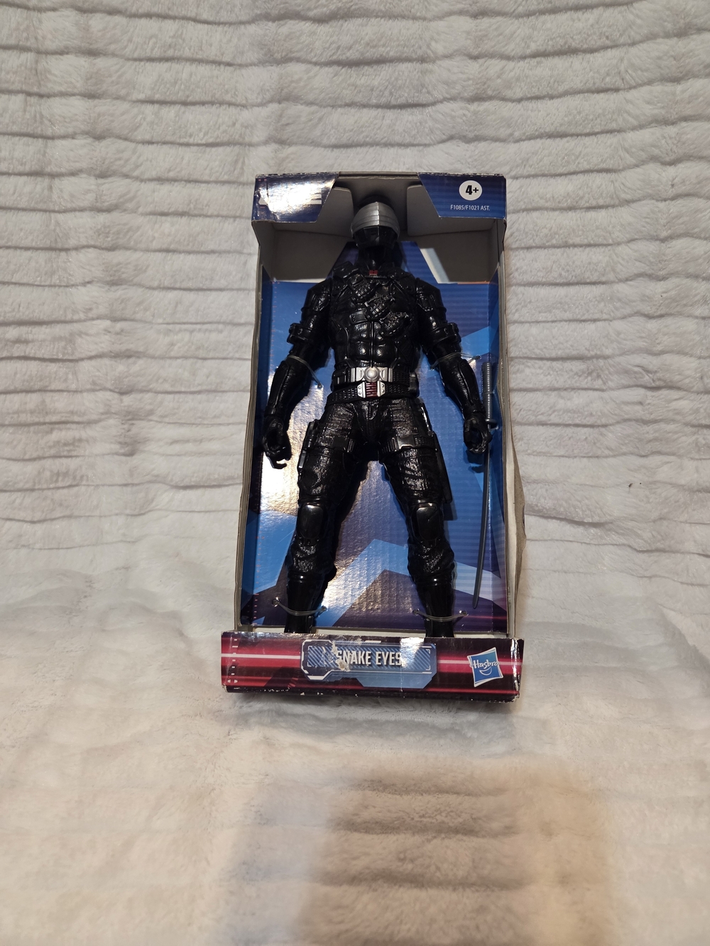 Hasbro GI JOE Snake Eyes Figure - Black with Red Belt Accent NIB